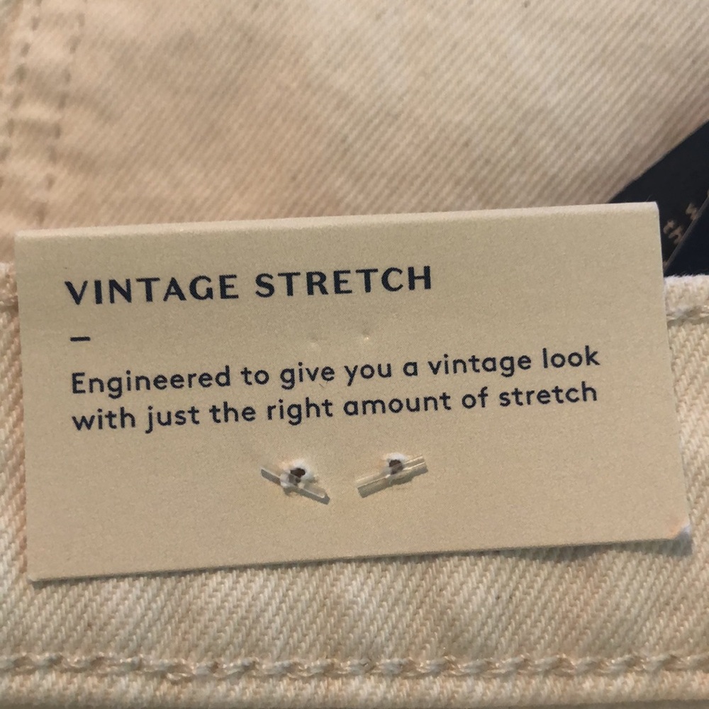 Universal Thread Off White Vintage Straight Size 14 Jeans Raw Hem NEW - Picture 5 of 7